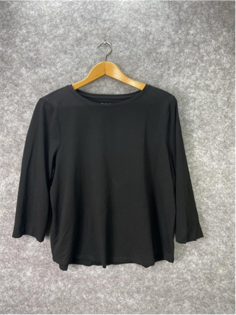 Chicos Shirt Womens XXL (4) Black 3/4 Sleeve Crew Neck Stretch Tee Top Basic